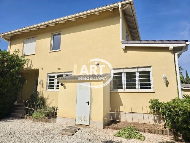 Chalet en venta en el Camp de Túria, Valencia