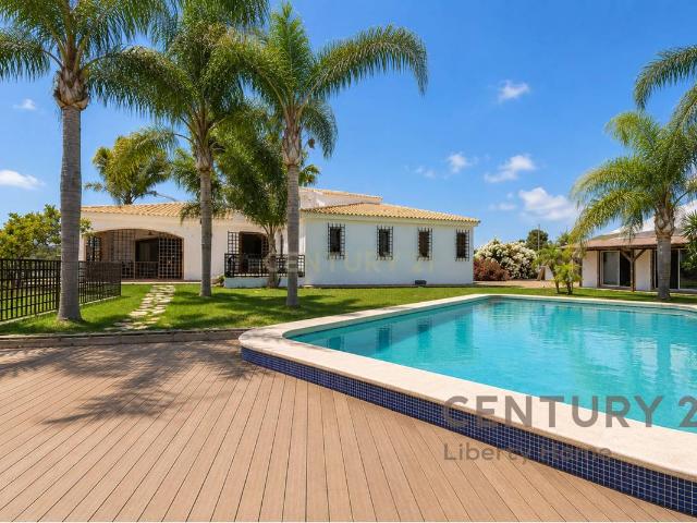 Chalet en venta en el Camp de Túria, Valencia