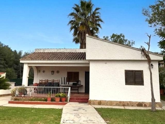 Chalet en venta en el Camp de Túria, Valencia