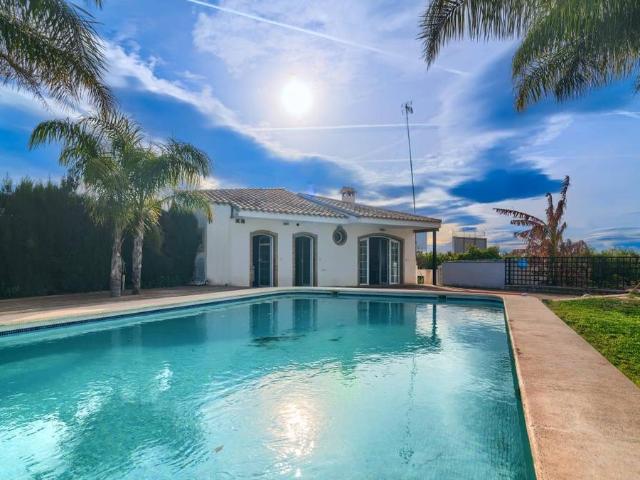 Chalet en venta en el Camp de Túria, Valencia