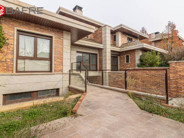 Villa en venta en Majadahonda