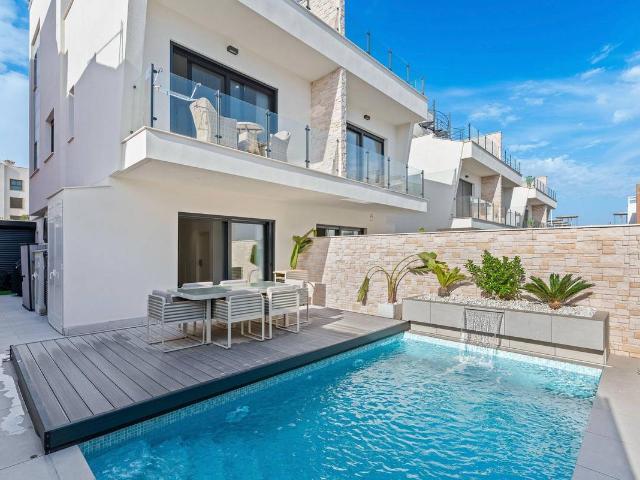 Villa en venta en Guardamar Del Segura