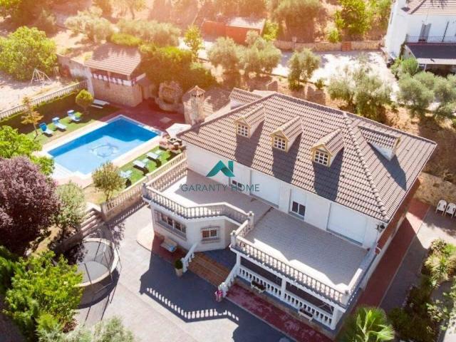 Chalet en venta en Los Villares, Andalucía