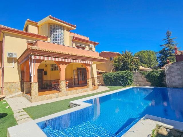 Chalet en venta en Los Villares, Andalucía