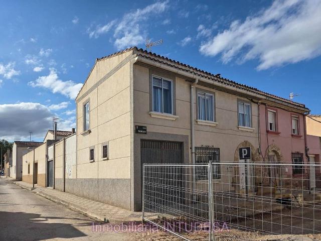 Chalet en venta en Tudela, Navarra