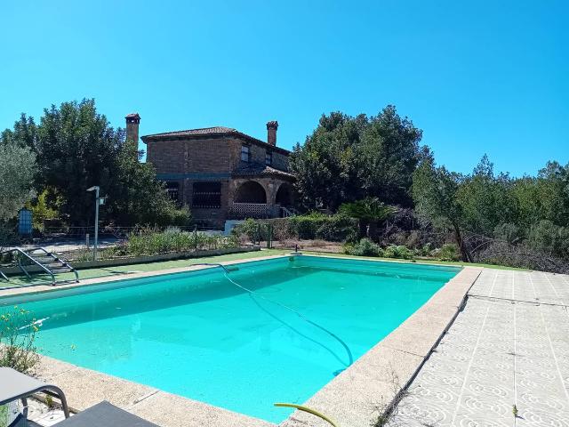 Chalet en venta en La Hoya de Buñol, Valencia