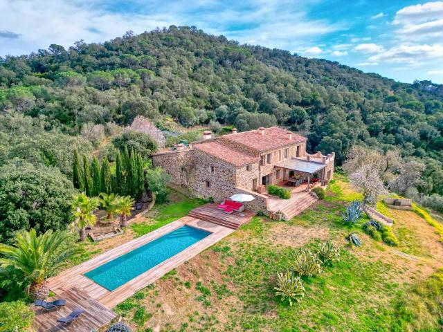 Villa en venta en Madremanya