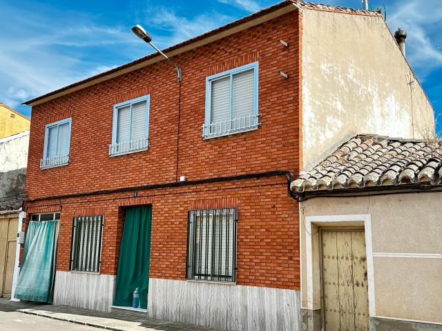 Villa en venta en Madridejos