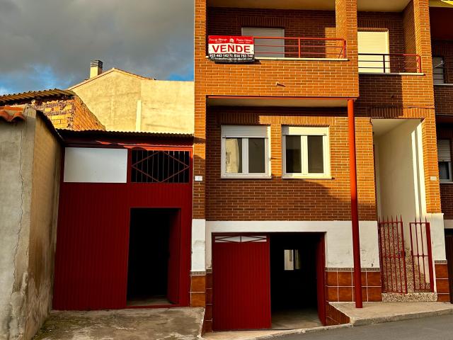 Villa en venta en Madridejos