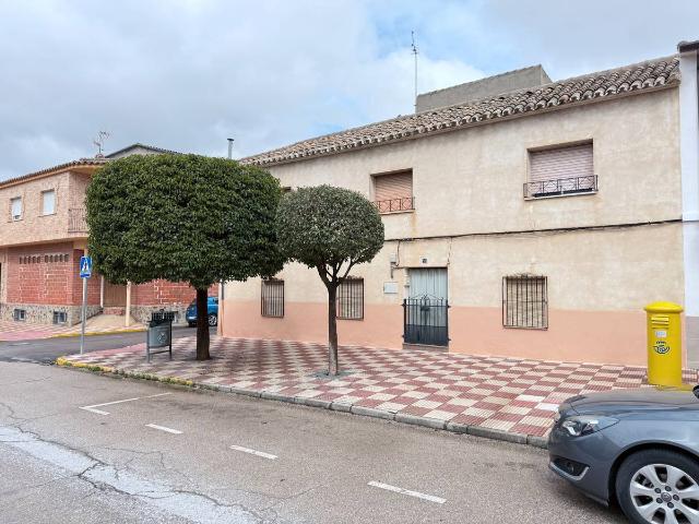 Villa en venta en Madridejos
