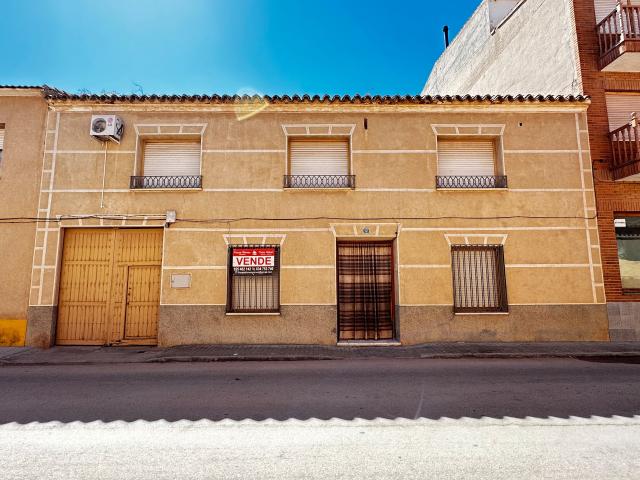 Villa en venta en Madridejos
