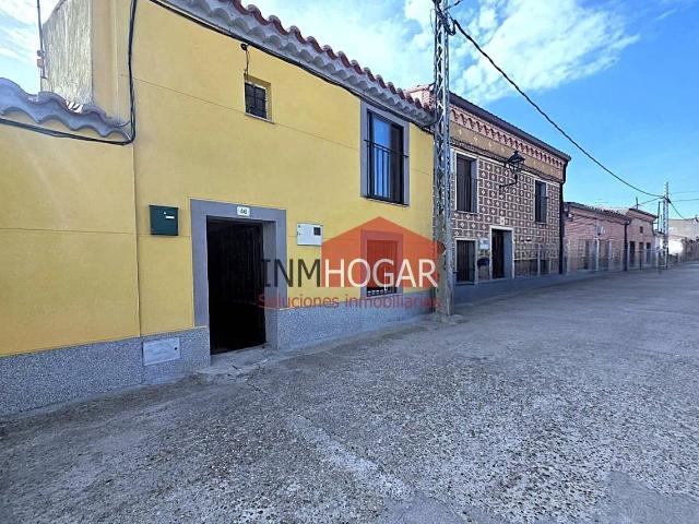Chalet en venta en Madrigal De Las Altas Torres, Castilla y León