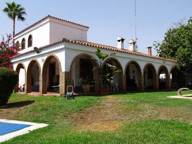 Chalet en venta en Mairena Del Alcor, Andalucía