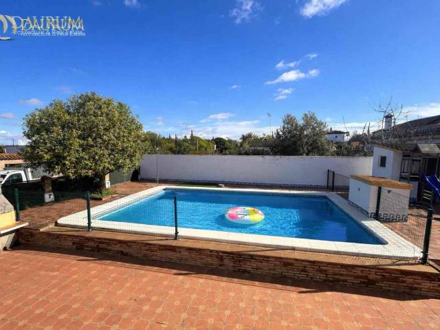 Chalet en venta en Mairena Del Alcor, Andalucía