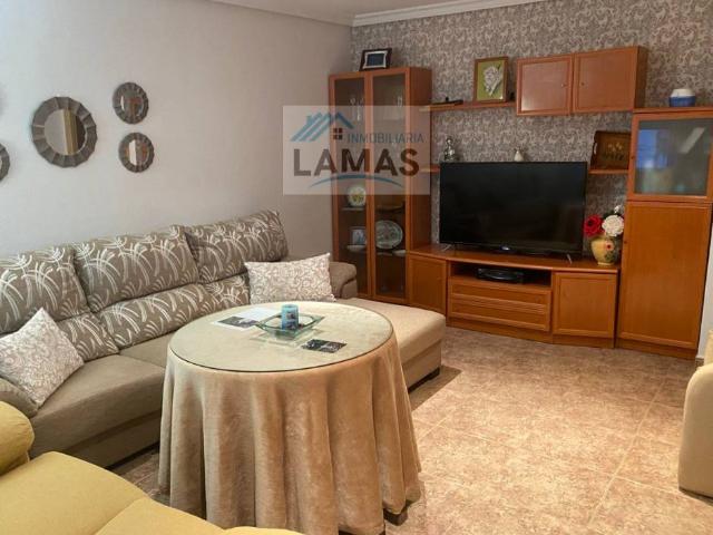 Villa en venta en Majadas