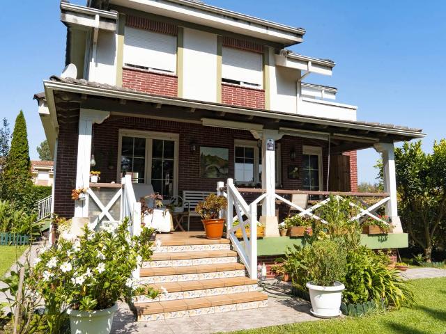 Chalet en venta en Camargo