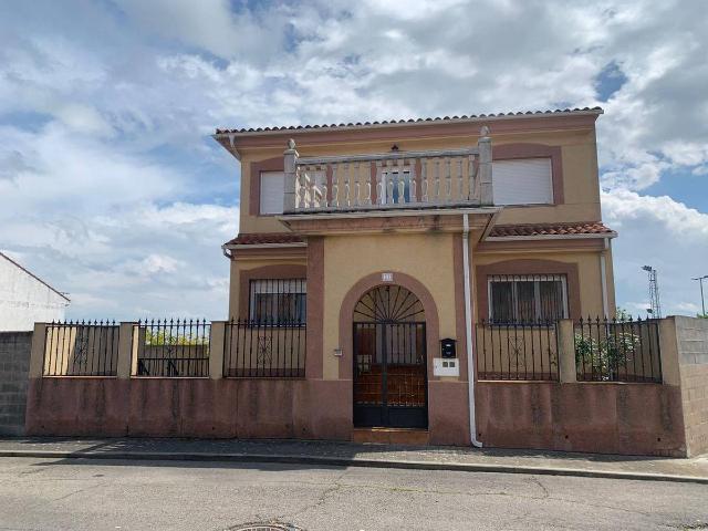 Chalet en venta en Malpartida De Plasencia, Extremadura