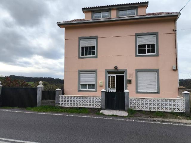 Chalet en venta en Malpica de Bergantiños, Bergantiños