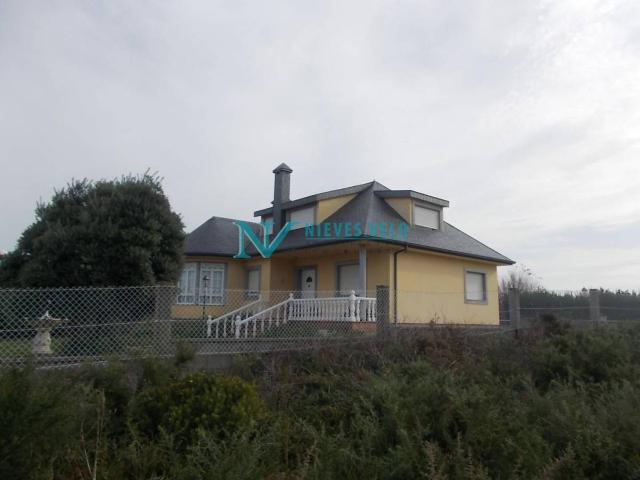 Chalet en venta en Malpica de Bergantiños, Bergantiños