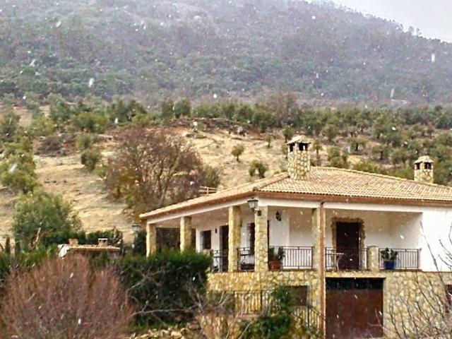 Chalet en venta en Mancha Real, Andalucía