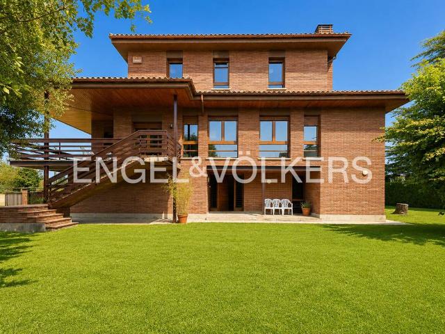 Chalet en venta en Baix Vila, Osona