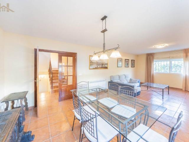 Chalet en venta en Manzanares El Real, Madrid