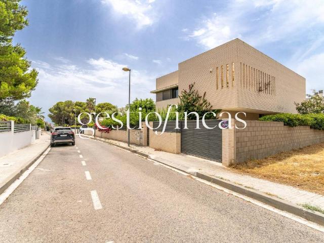 Chalet en venta en la Llosa, Baix Camp