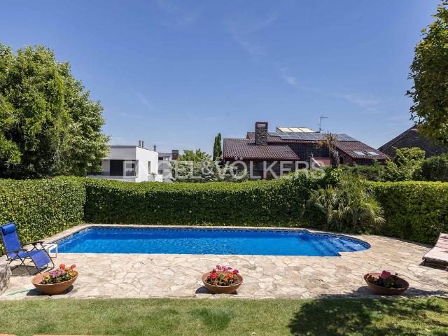 Chalet en venta en Rozas De Puerto Real, Madrid