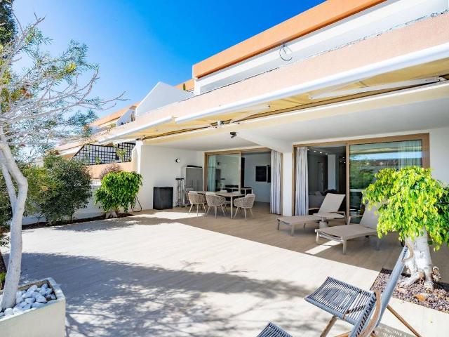 Chalet en venta en La Postura, Adeje