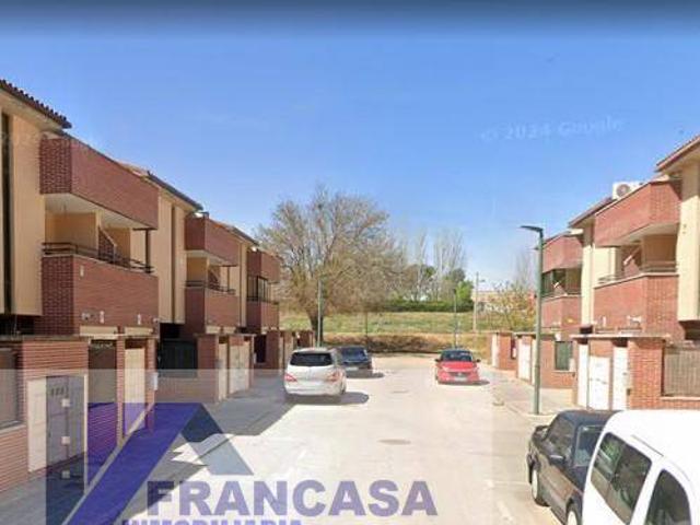 Villa en venta en Marchamalo