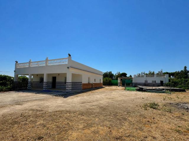 Chalet en venta en Marchena, Andalucía