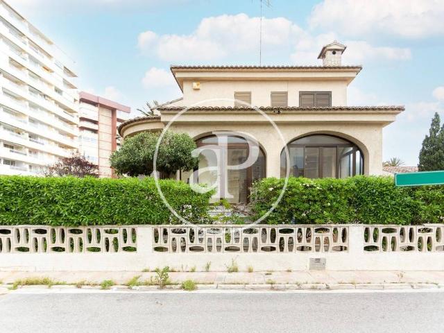 Villa en venta en Sueca