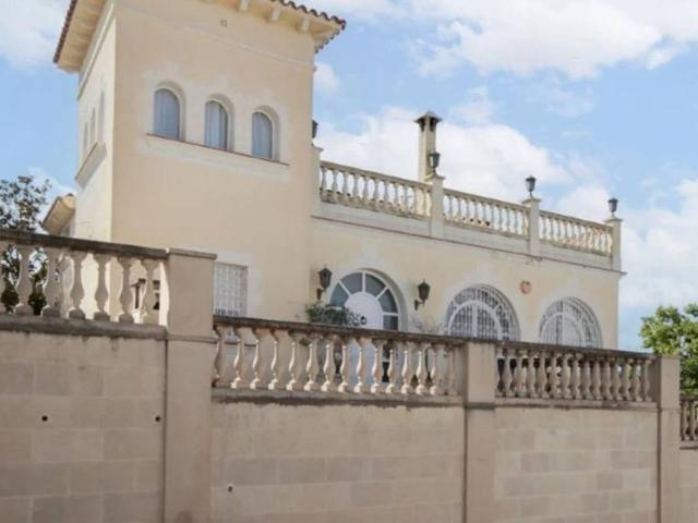 Villa en venta en Sant Boi De Llobregat, Barri Centre