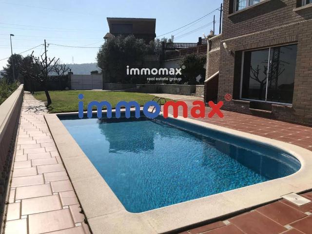 Chalet en venta en Barri Centre, Sant Boi De Llobregat