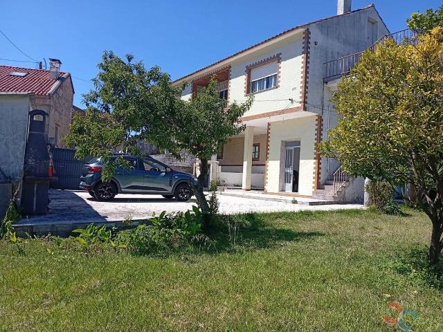 Villa en venta en Marín