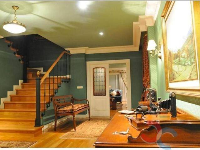 Villa en venta en Marín