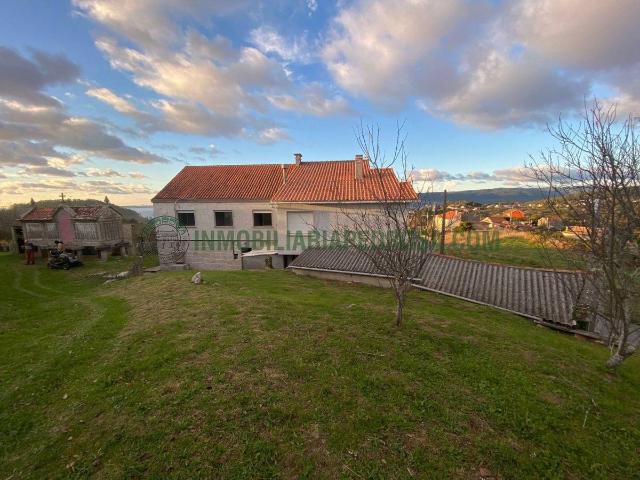 Chalet en venta en Santa María do Porto de Marín, O Morrazo