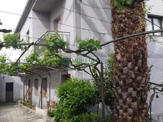 Chalet en venta en Centro, Ourense