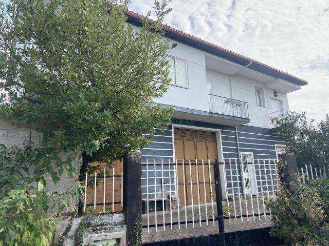 Chalet en venta en Centro, Ourense