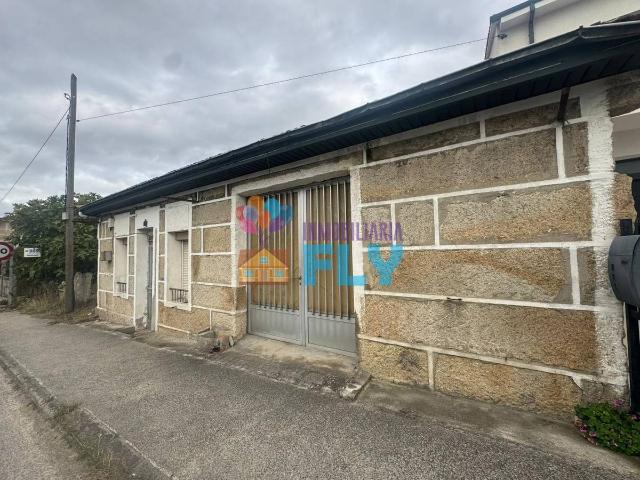 Chalet en venta en Centro, Ourense