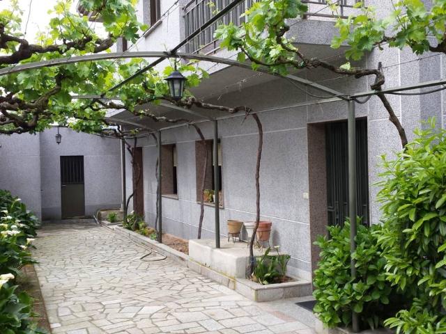 Chalet en venta en Centro, Ourense