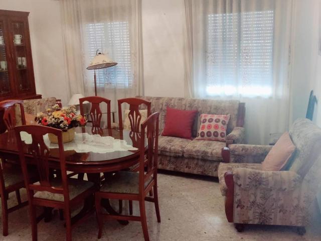 Chalet en venta en Marmolejo, Andalucía