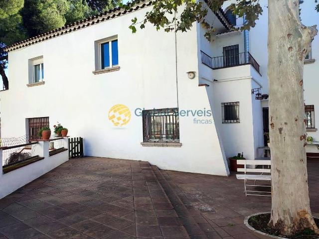 Villa en venta en Martorell