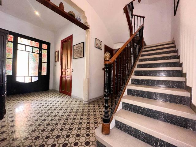Villa en venta en Martorell