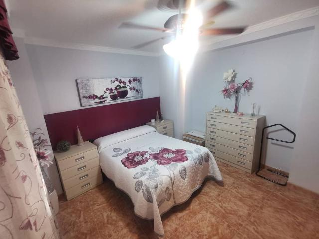 Chalet en venta en Martos, Andalucía