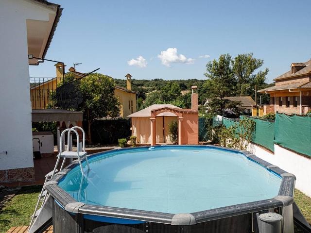 Villa en venta en Maçanet De La Selva