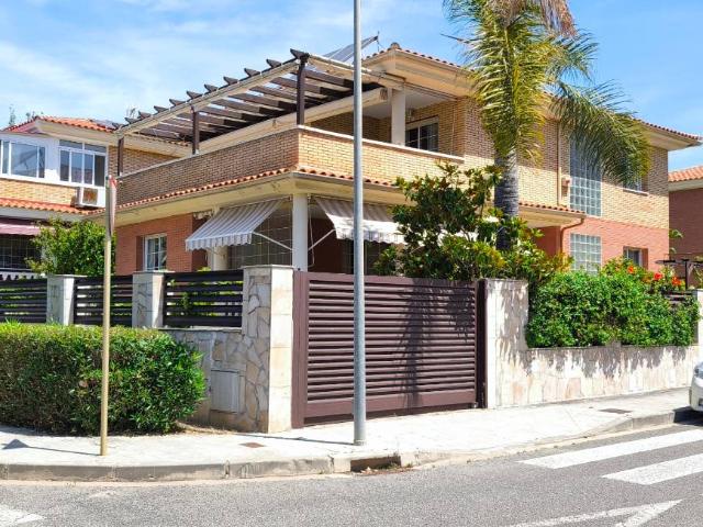 Chalet en venta en la Llosa, Baix Camp
