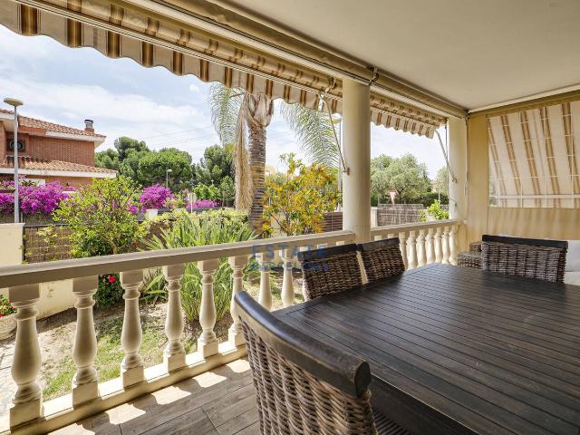 Chalet en venta en la Llosa, Baix Camp