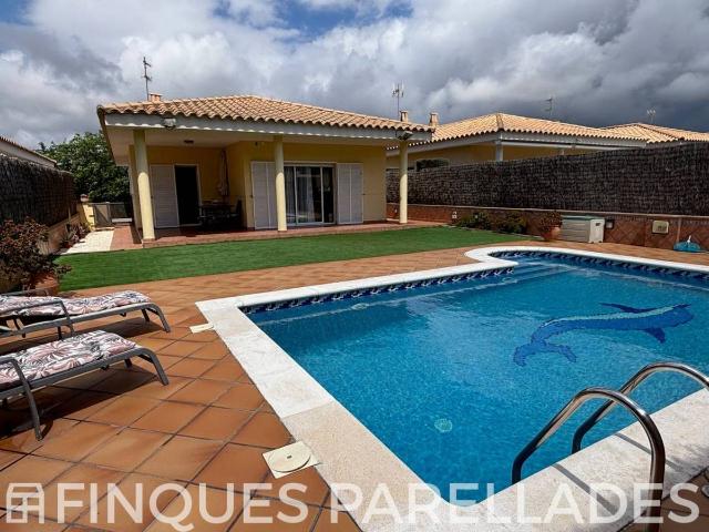 Villa en venta en Sant Pere De Ribes