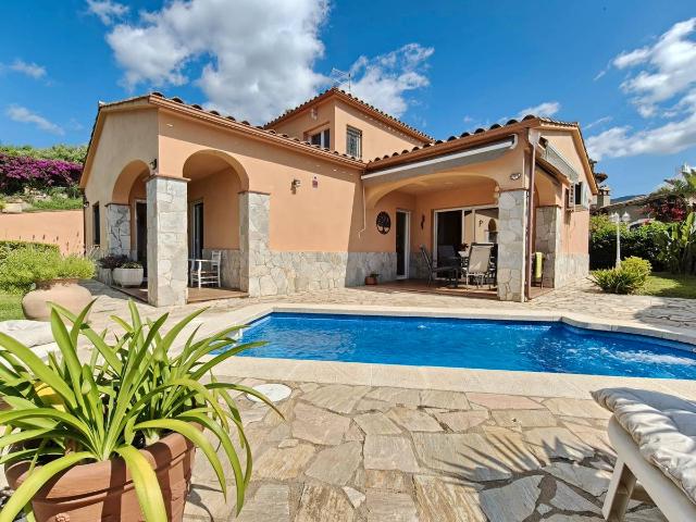Villa en venta en Calonge